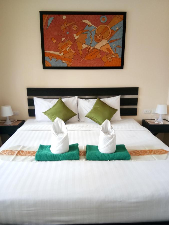 Seacono Front Patong